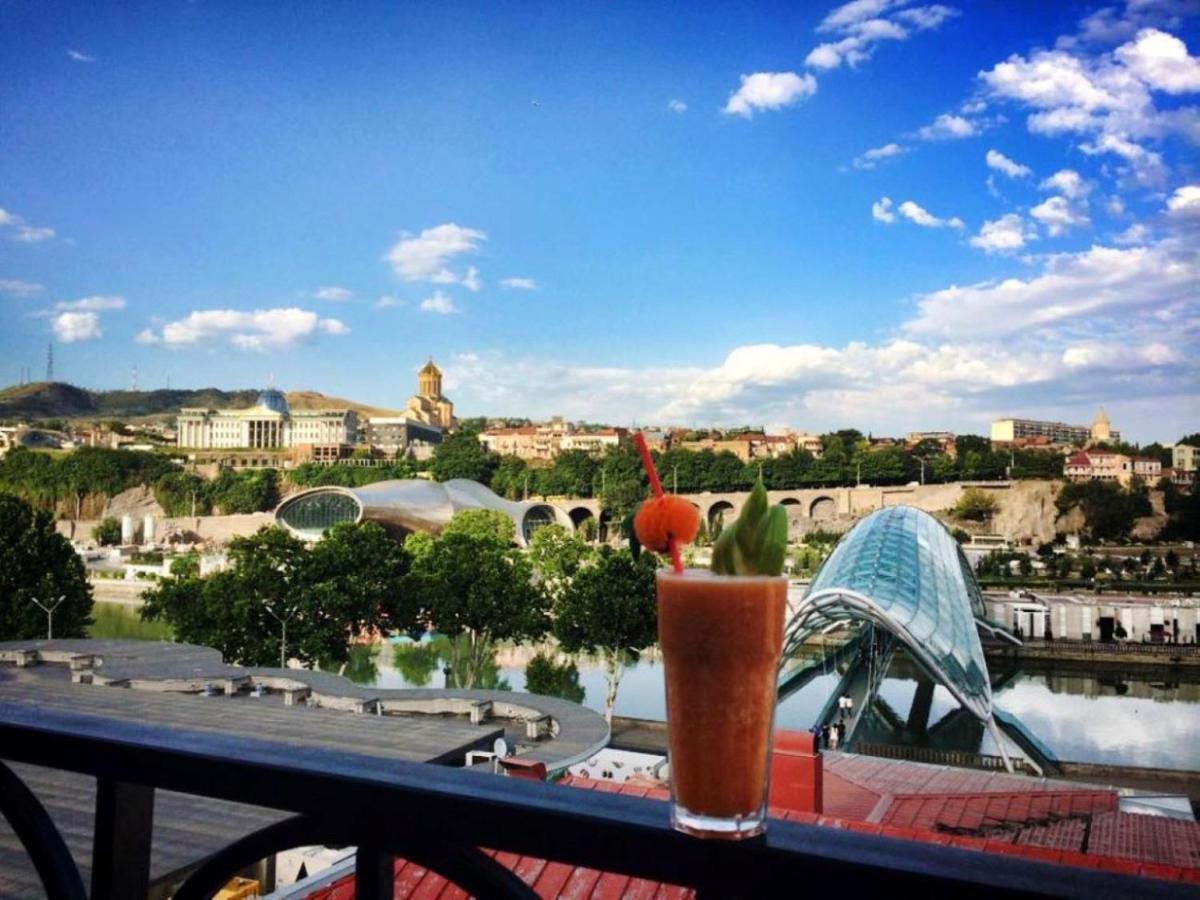 Barsuna Tbilisi Esterno foto
