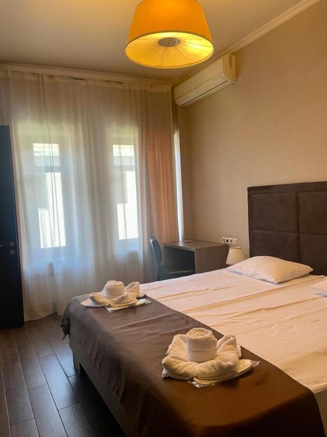 Barsuna Tbilisi Esterno foto